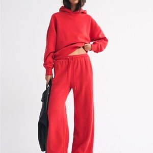 Abercrombie & Fitch Sunday Sweatshirt Hoodie Oversized Bright Vivid Red Large